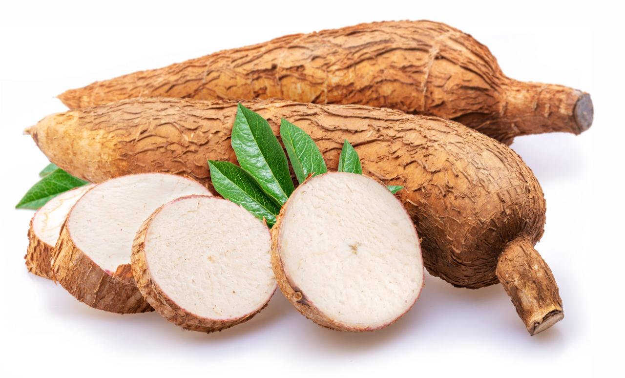 Cassava Leaf Benefits: A Nutritious Green for Health and Kitchen